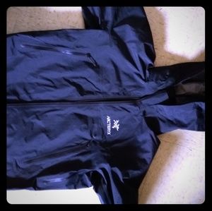 ARC'TERYX BRAND NEW GORE-TEX  JACKET